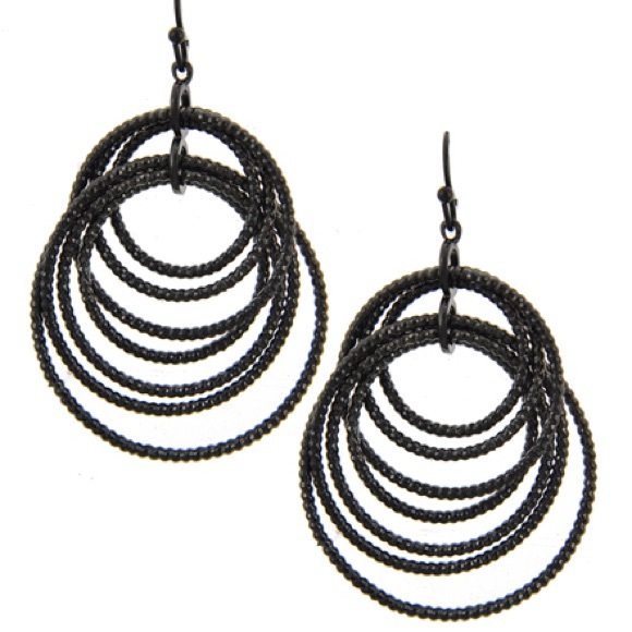 Earrings - Picture 1 of 1